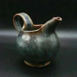 VINTAGE CERAMIC CREAMER SIGNATURE UNDERSIDE AND BEAUTIFUL EARTHY COLORS